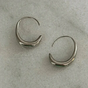 Sterling Silver Gemotric C Shaped Hoop Earrings 

Brand New